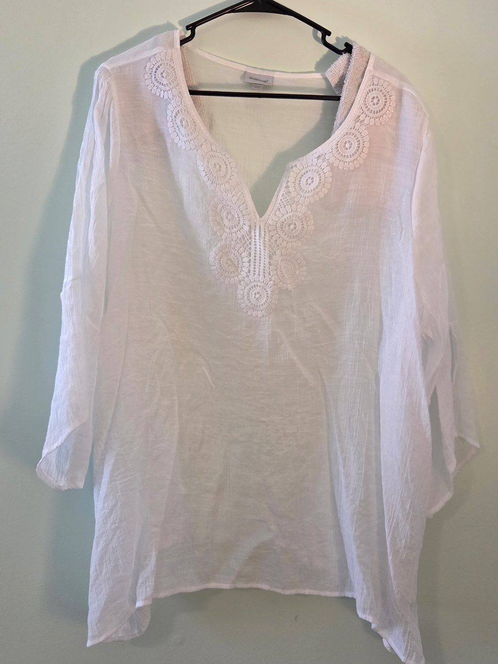 Avenue White Embroidered V-Neck Top